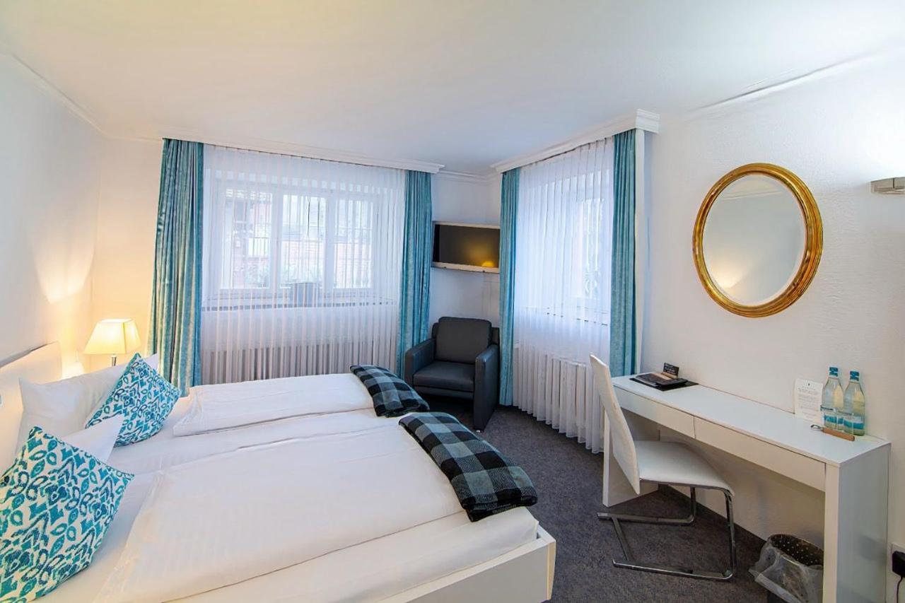 Hotel Adler - Вайль-на-Рейне Экстерьер фото